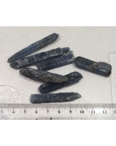 Kyanite Blue pieces IEC192