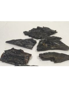 Kyanite Black 7+ grams  IEC194