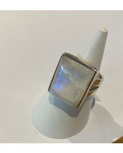 Moonstone Ring FL511