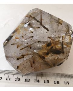 Epidote in quartz MM586
