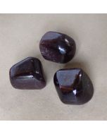 Garnet  Tumble stone Q090A