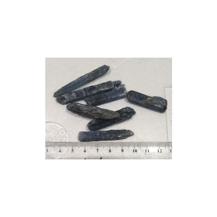 Kyanite Blue pieces IEC192