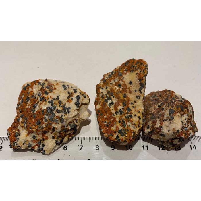 Zincite , Magnetite, Willemite , Calcite GT187