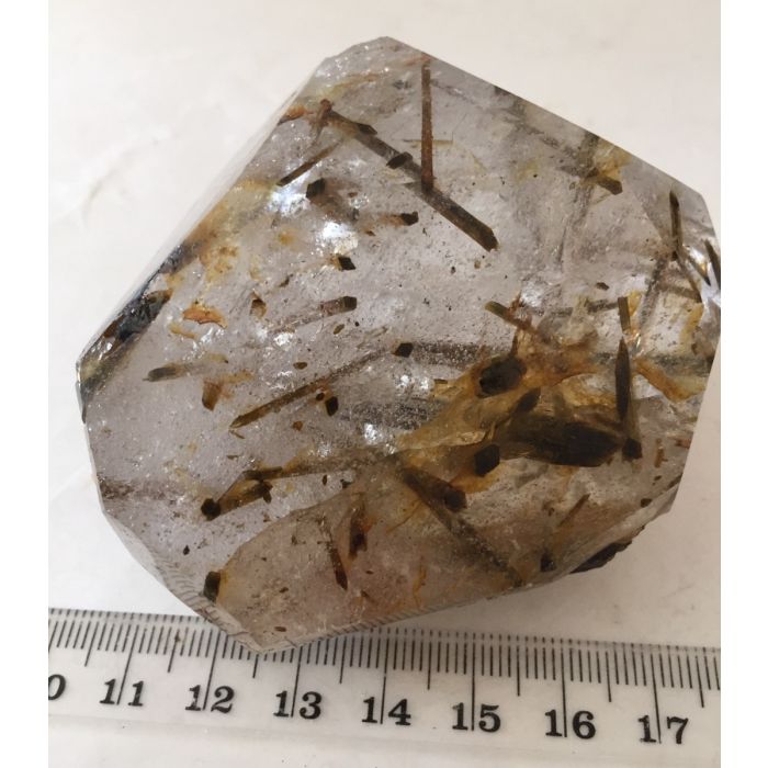 Epidote in quartz MM586