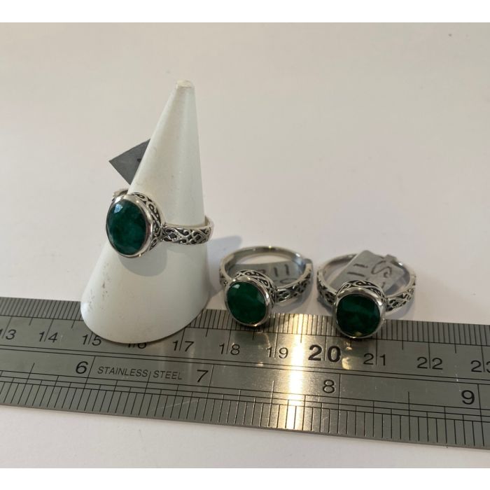 Emerald Ring SJ118